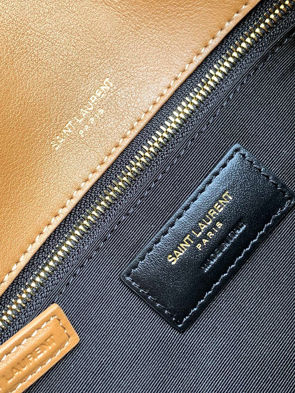 Amelia - YSL Bag - 4195
