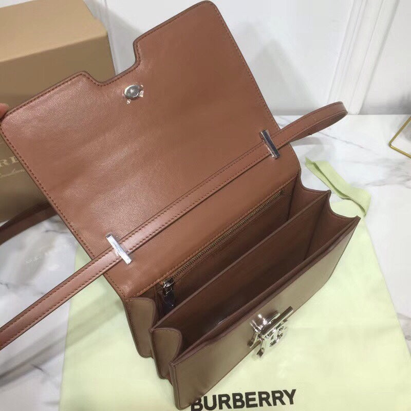 Burberry Bags - Bagsattire   725
