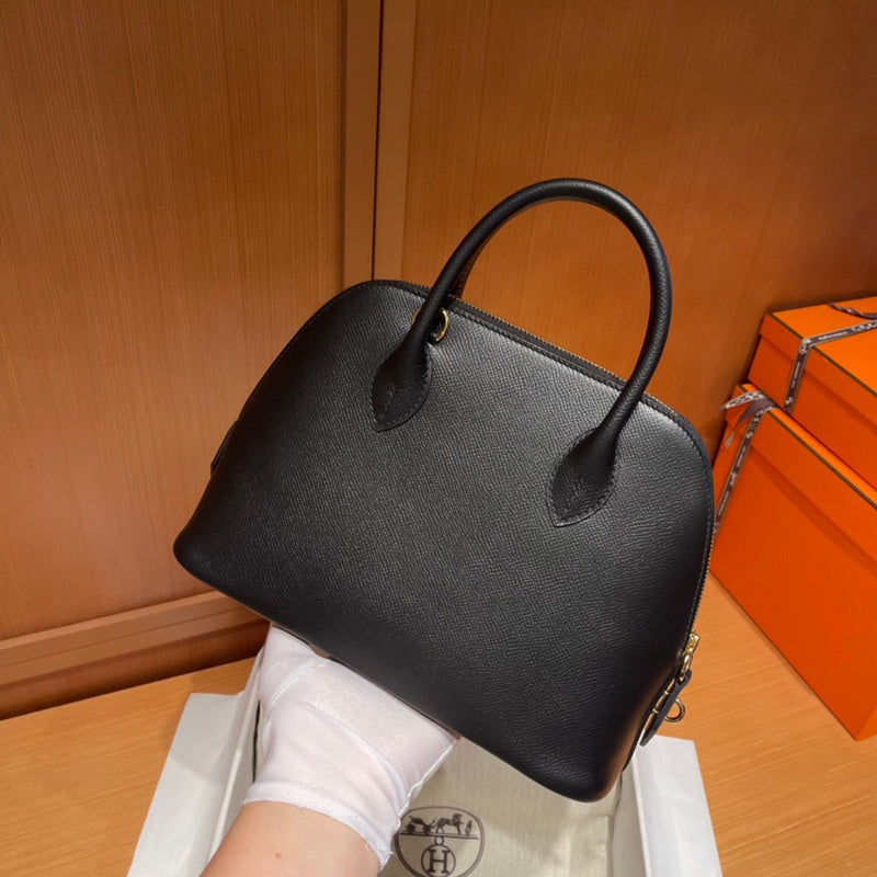 Amelia - HMS Bags - 1743