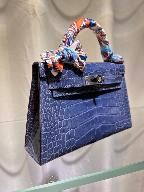 Amelia - HMS Bags - 1622