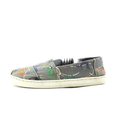 TOMS .