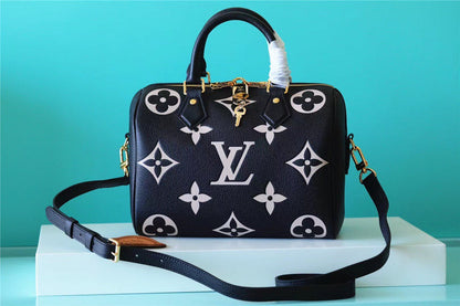 Amelia - LOV Lady Bags - 1380