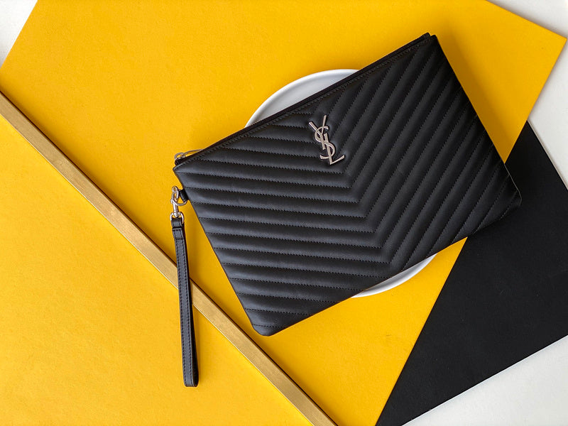 Amelia - YSL Bag - 3591