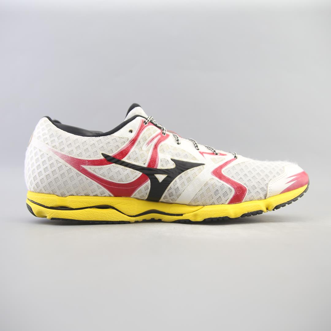 MIZUNO  WAVE HITOGAMI