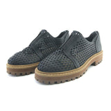 VINCE CAMUTO .