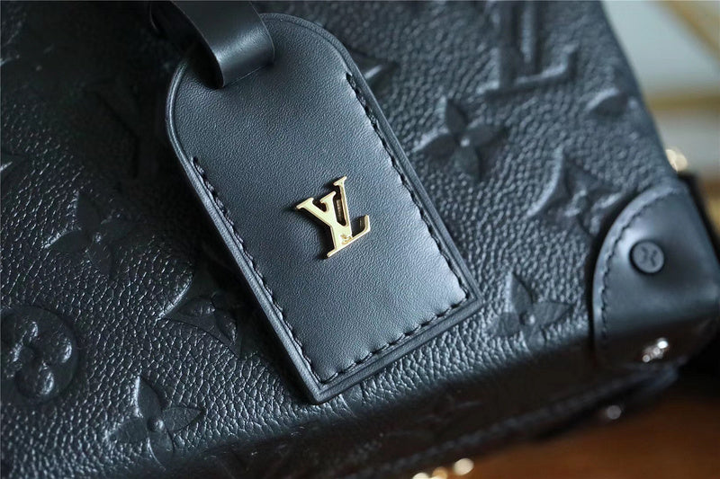 Fan Fashion Lu-Vi bags - 8053
