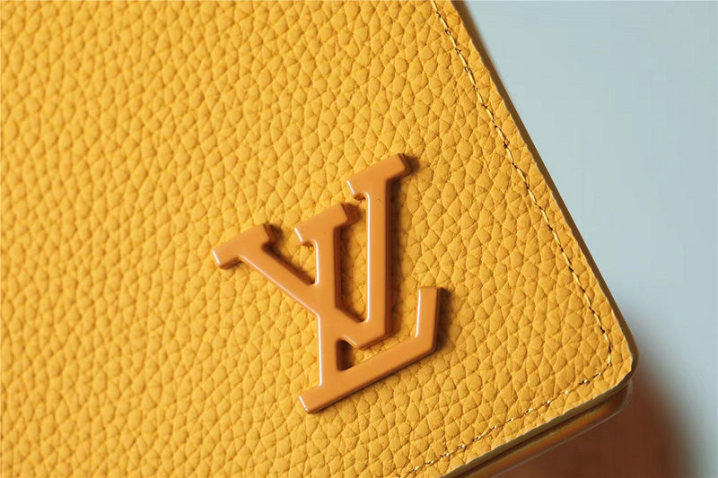 Fan Fashion Lu-Vi bags - 10594