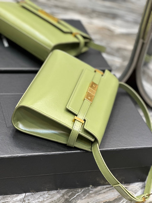 Amelia - YSL Bag - 3994