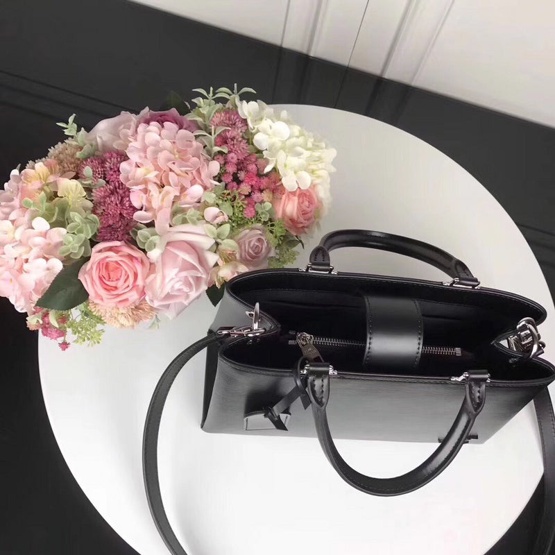 Fan Fashion Lu-Vi bags - 17494
