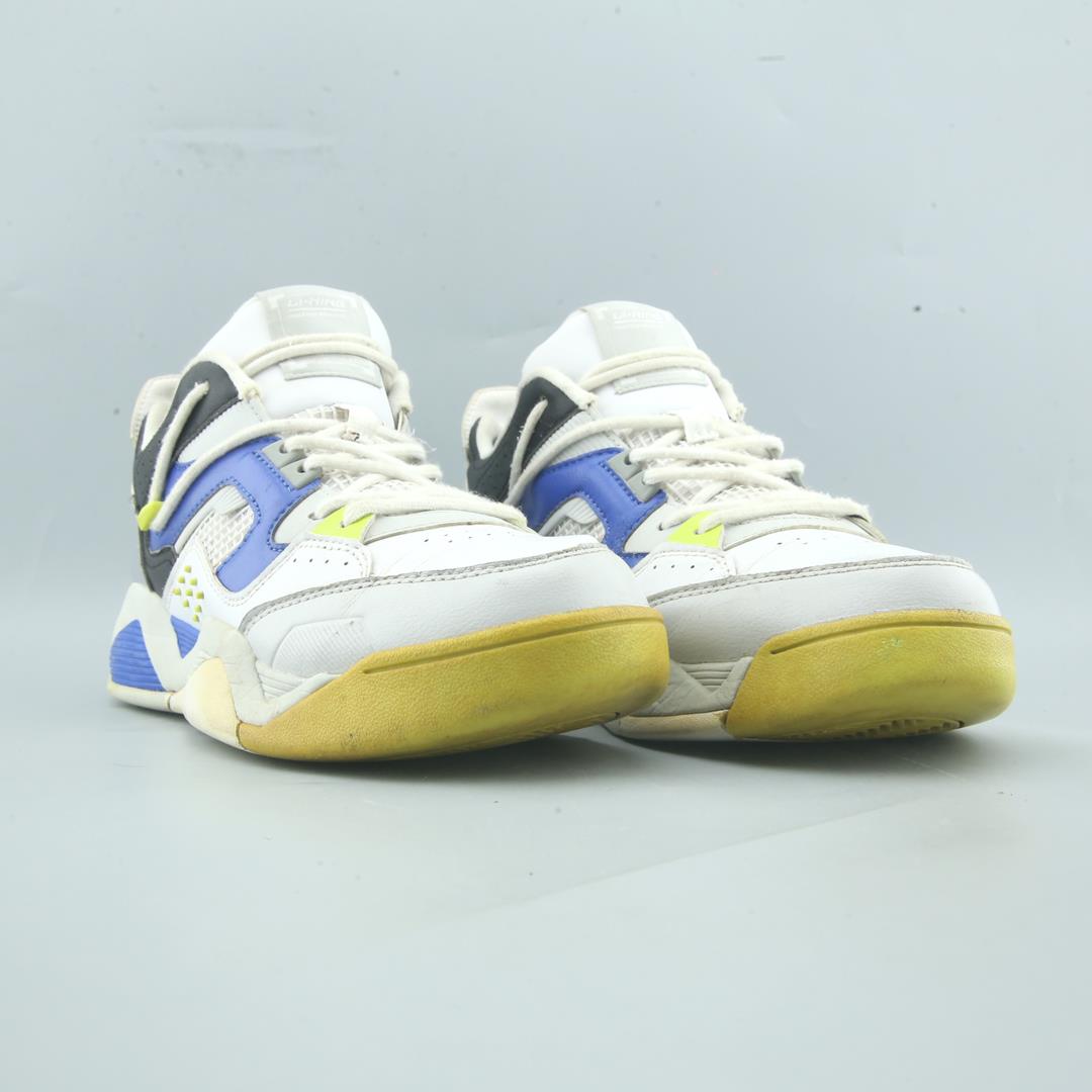 LI-NING .