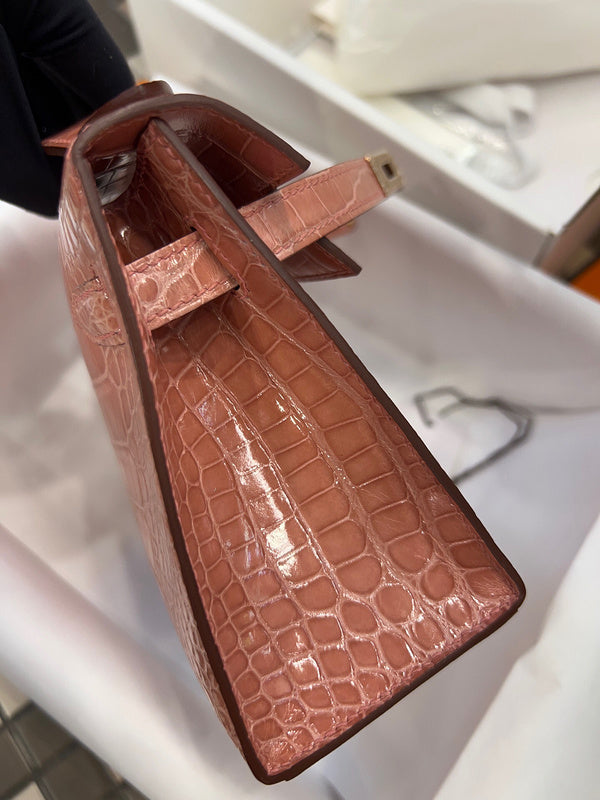 Amelia - HMS Bags - 1523