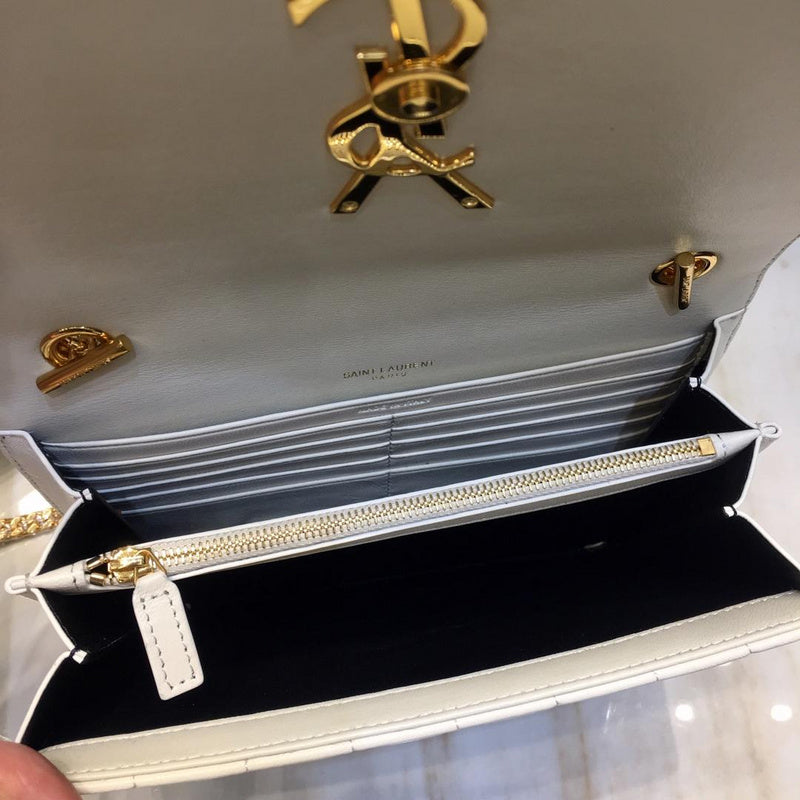 Amelia - YSL Bag - 2921