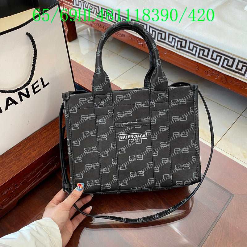 Amelia - BGA Bags - 1982