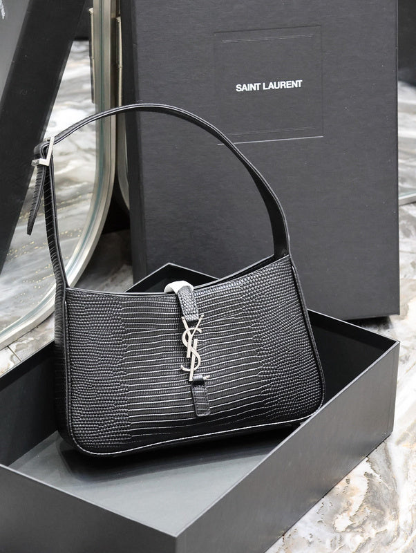 Amelia - YSL Bag - 2501