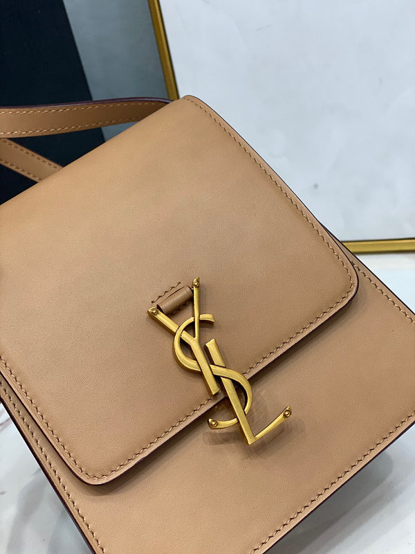 Amelia - YSL Bag - 2074