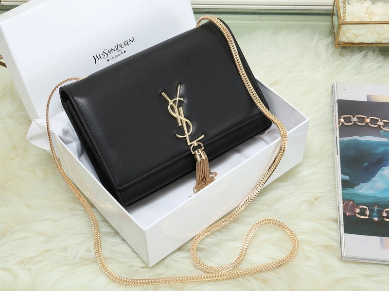 Amelia - YSL Bag - 3555
