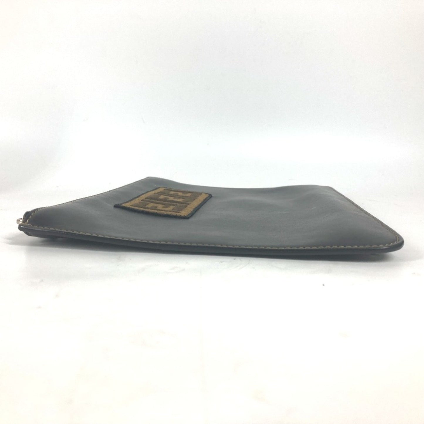 Fendi   Leather Clutch Bag (Pre-Owned)