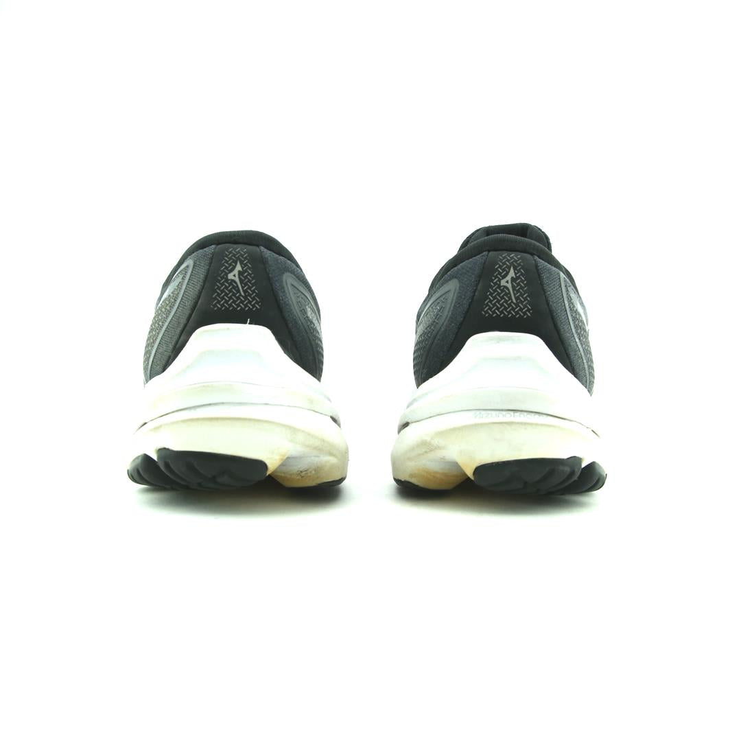 MIZUNO WAVE INSPIRE 18