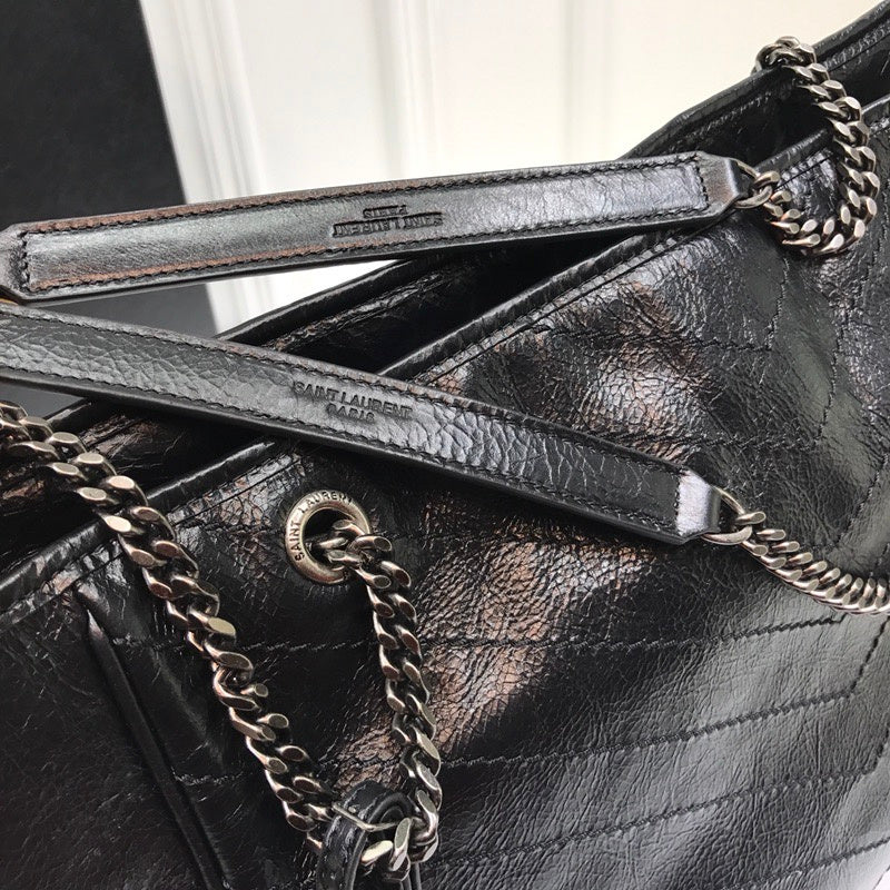 Amelia - YSL Bag - 2220