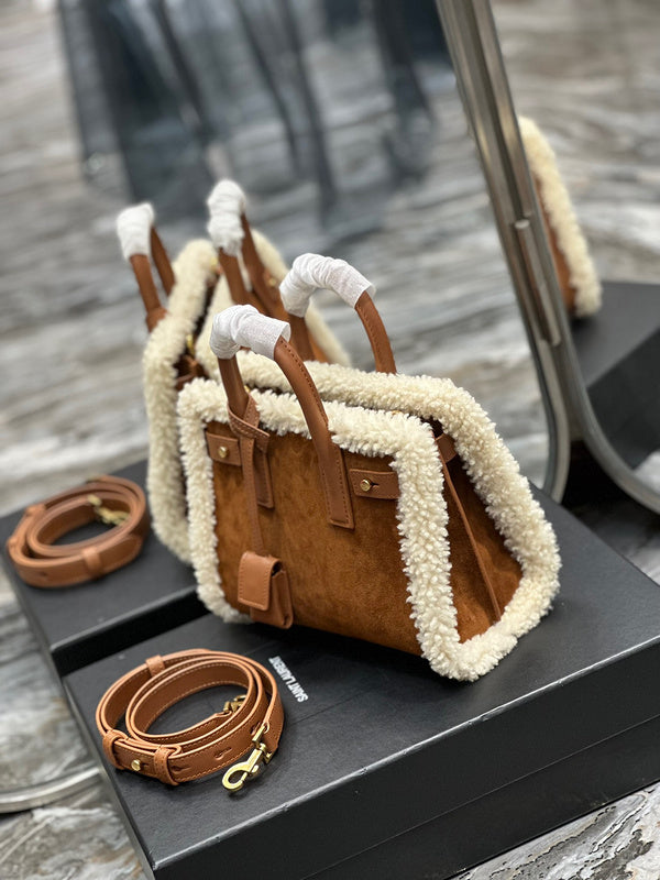 Amelia - YSL Bag - 3938