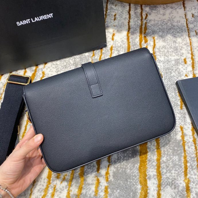 Amelia - YSL Bag - 3776