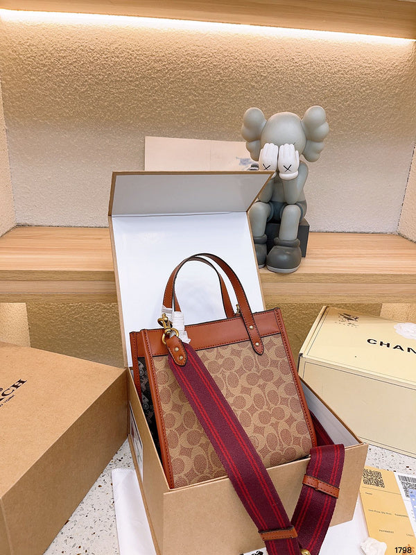 Amelia - CCH Bags - 011