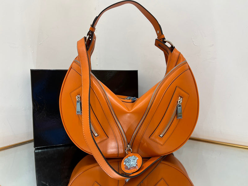 Amelia's Bag Gallery - VAR Bags - 002