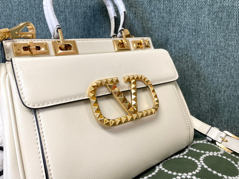 VAL LUXURY BAGS - FOR FASHION LOVERS  AFFORDABLE LUXURY BAGS- 821