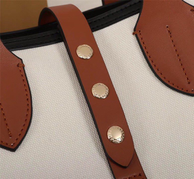Burberry Bags - Bagsattire   181