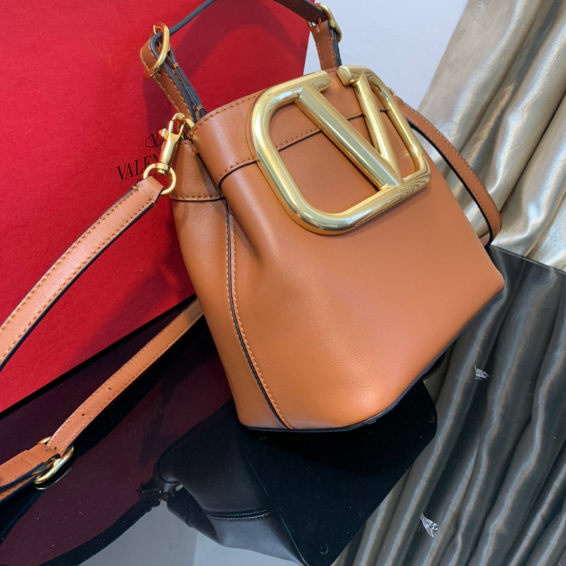 VAL LUXURY BAGS - FOR FASHION LOVERS  AFFORDABLE LUXURY BAGS- 1093