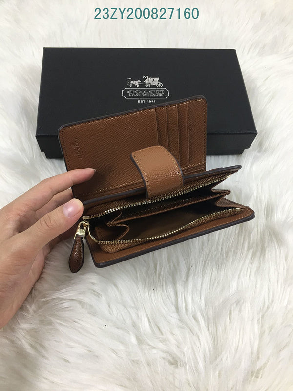 Amelia - CAH Wallet - 142