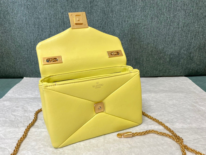 Amelia's Bag Gallery - VEL Bags - 585