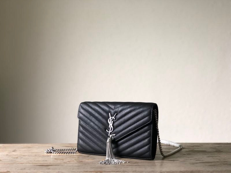 Amelia - YSL Bag - 2260