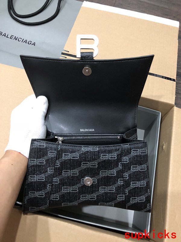 Amelia- BG Hourglass Bags - 086
