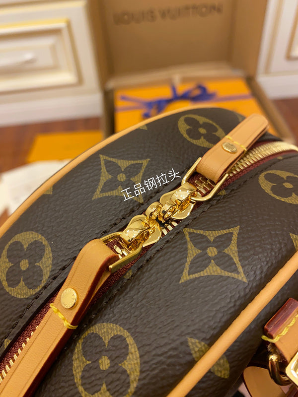 Fan Fashion Lu-Vi Bags - 16708