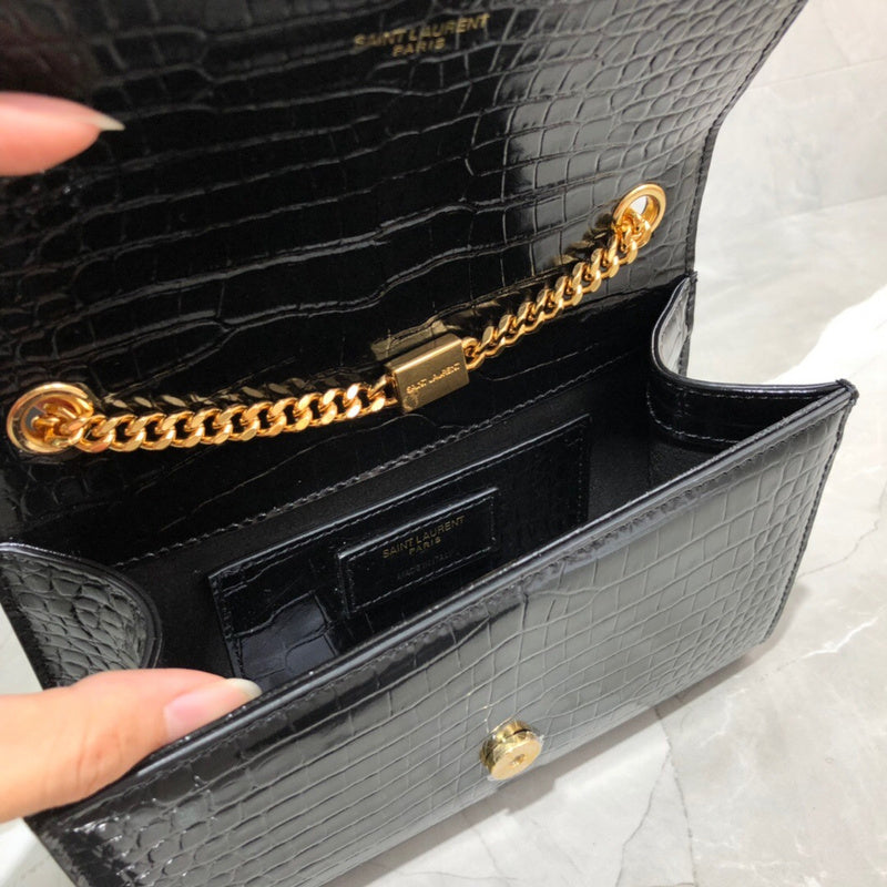 Amelia - YSL Bag - 4032
