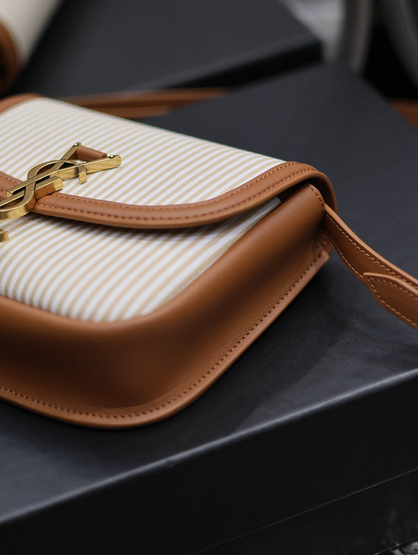 Amelia - YSL Bag - 1789