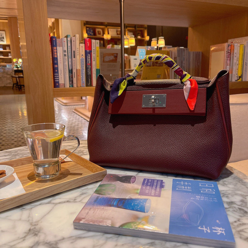 Amelia - HMS Bags - 1519