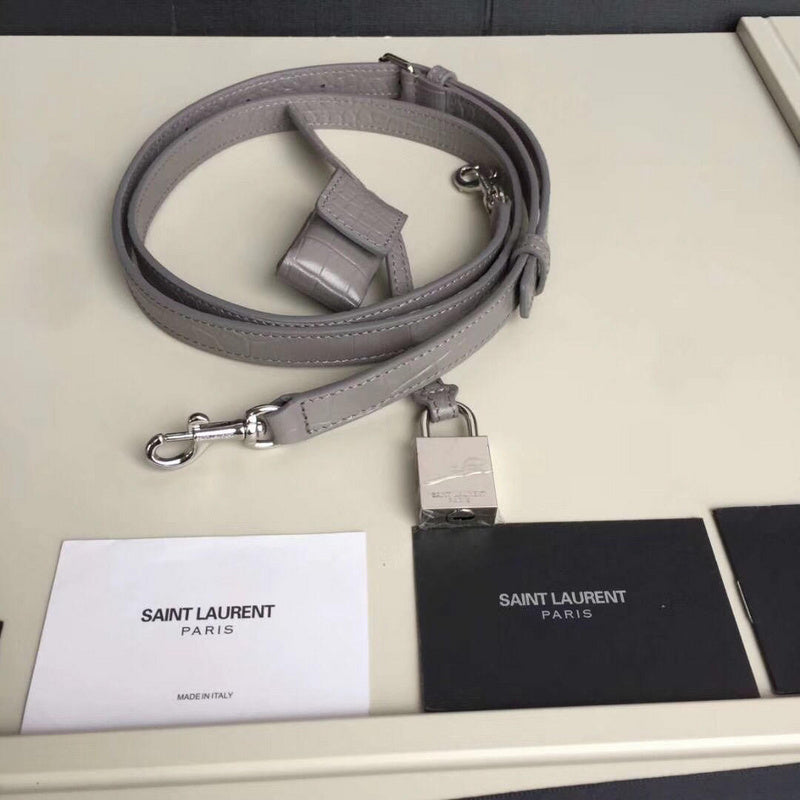 Amelia - YSL Bag - 2778