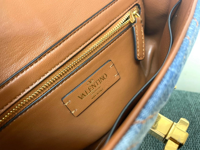 Amelia's Bag Gallery - VEL Bags - 699