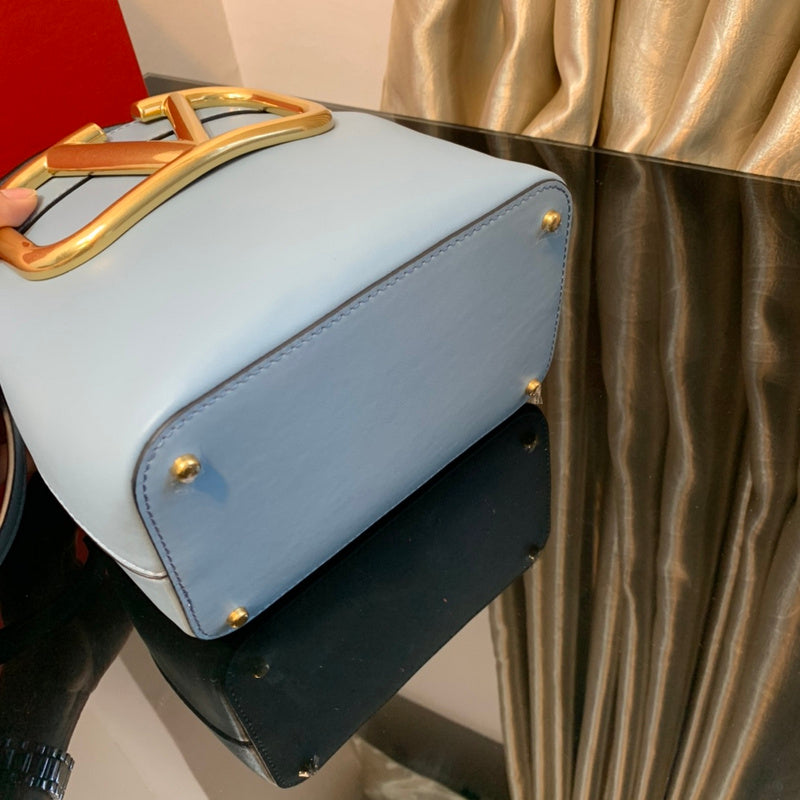 VAL LUXURY BAGS - FOR FASHION LOVERS  AFFORDABLE LUXURY BAGS- 1095