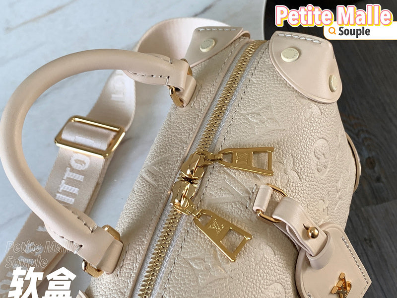 Fan Fashion Lu-Vi Bags - 16643