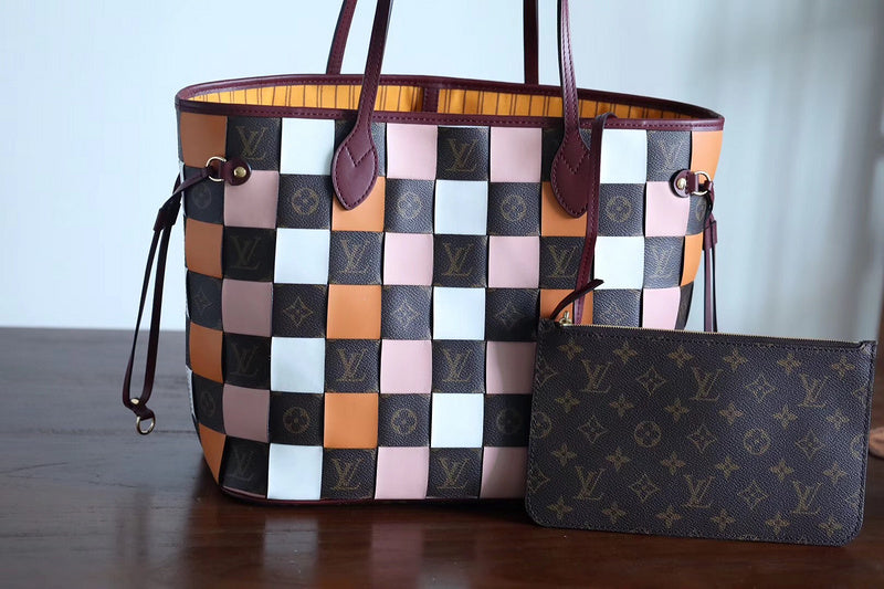 Fan Fashion Lu-Vi bags - 8071