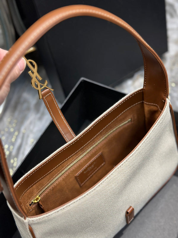 Amelia - YSL Bag - 2498
