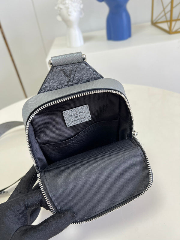 Fan Fashion Lu-Vi Bags - 16751