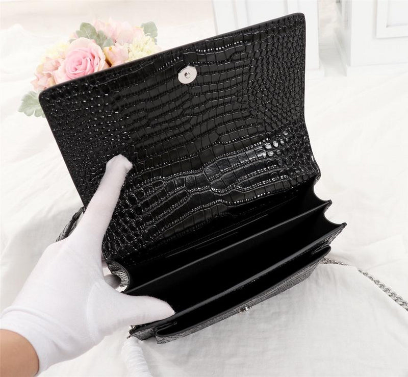Amelia - YSL Bag - 2543