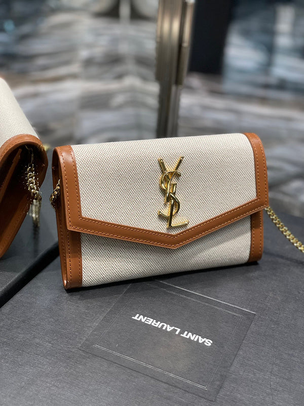 Amelia - YSL Bag - 1795