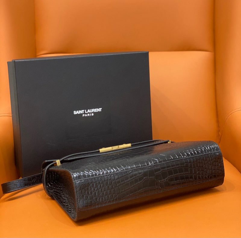 Amelia - YSL Bag - 2088