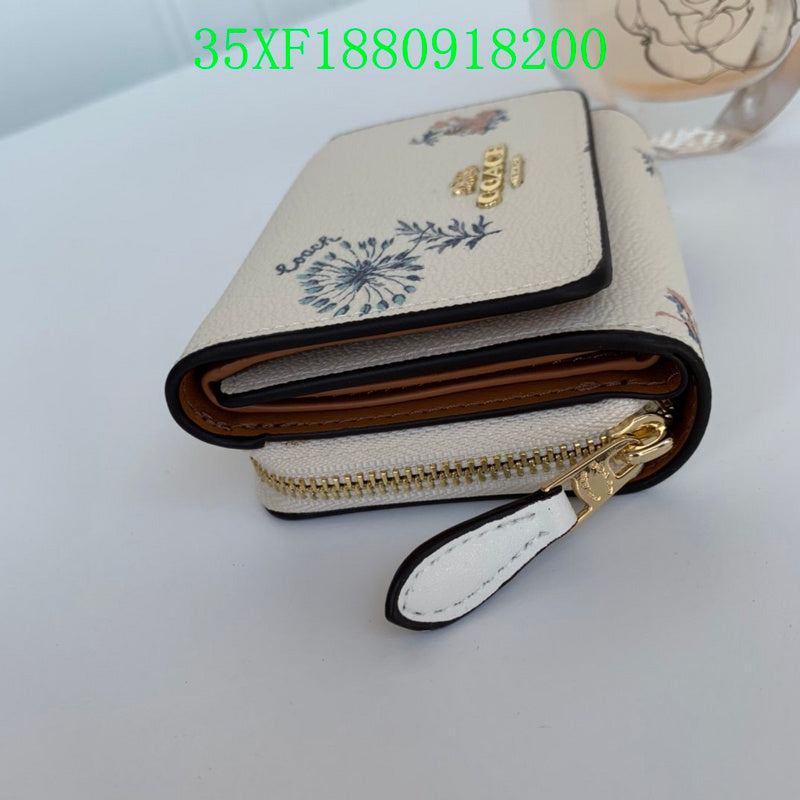 Amelia - CAH Wallet - 071