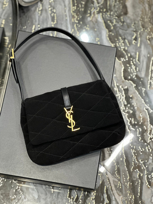 Amelia - YSL Bag - 2490